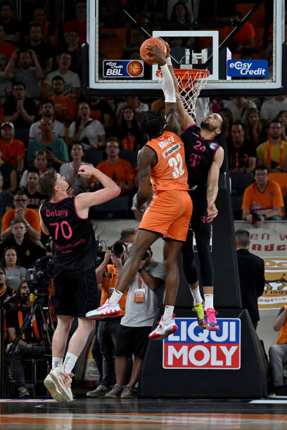 广州队的后 广州队的后