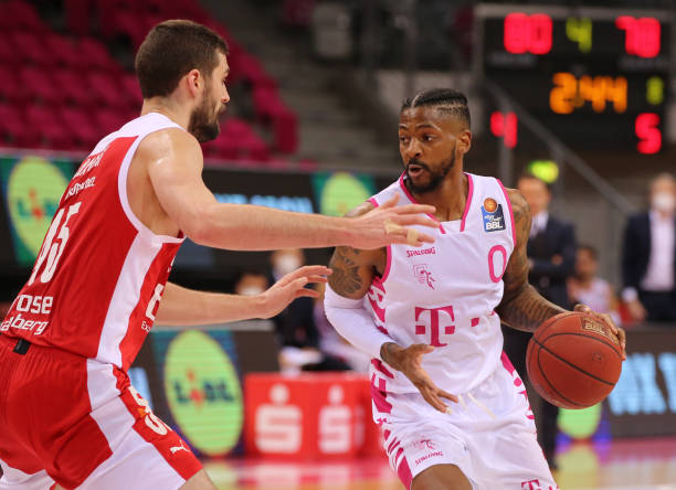 比如C罗的 比如C罗的