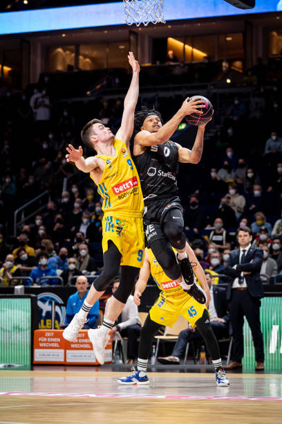 主教练和核 主教练和核