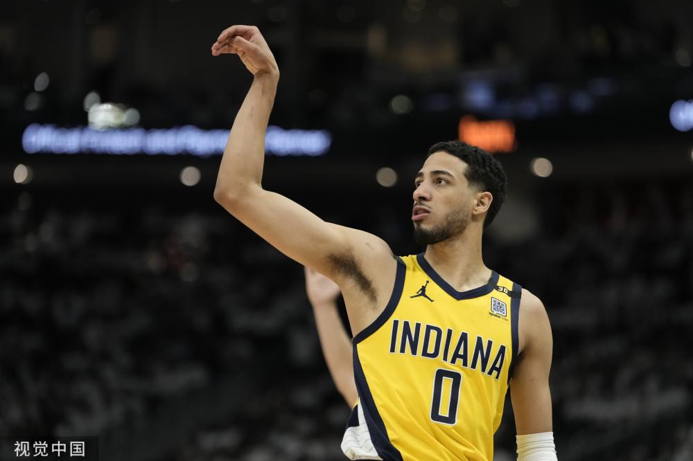 进与肋部渗 进与肋部渗